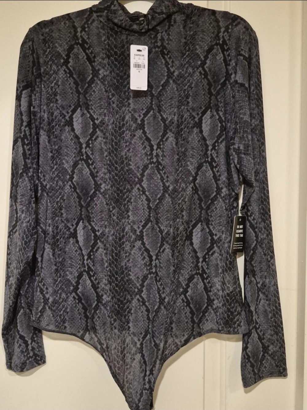 NWT, Express Grey Snake-Print Long Sleeve Mock Neck Bodysuit XL